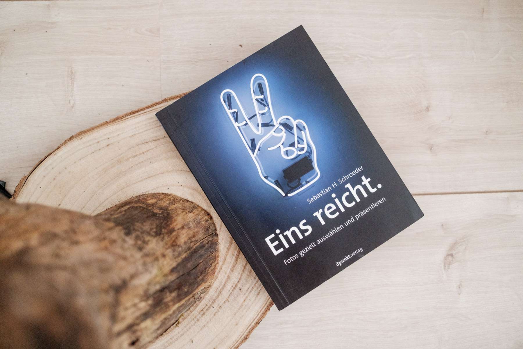 Eins Reicht von Sebastian H. Schroeder – Buchtipp